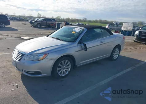 2012 Chrysler 200 Touring из США, поврежденный, VIN 1C3BCBEBXCN155687